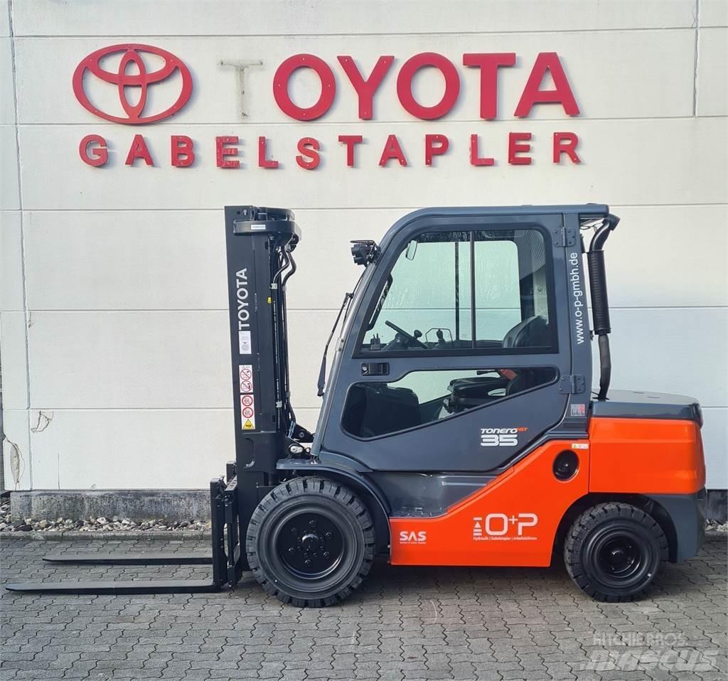 Toyota 56-8FDJ35F Diesel trucks