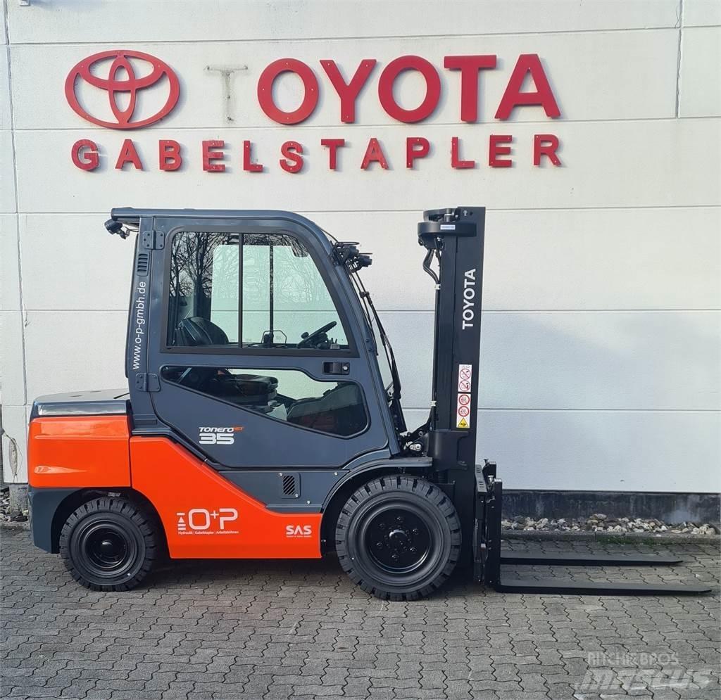 Toyota 56-8FDJ35F Diesel trucks