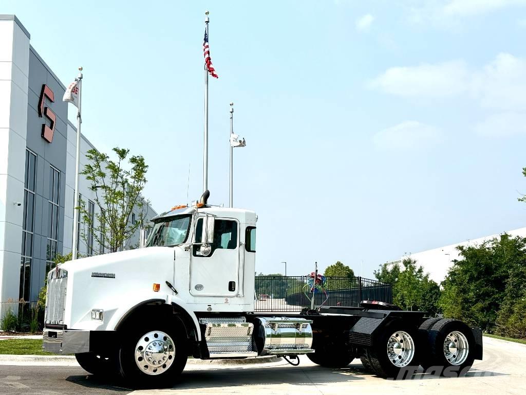 Kenworth T 800 Prime Movers
