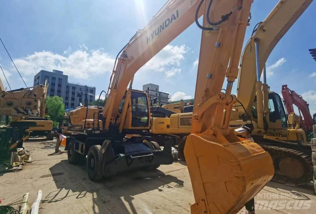 Hyundai R210W-9 Wheeled excavators
