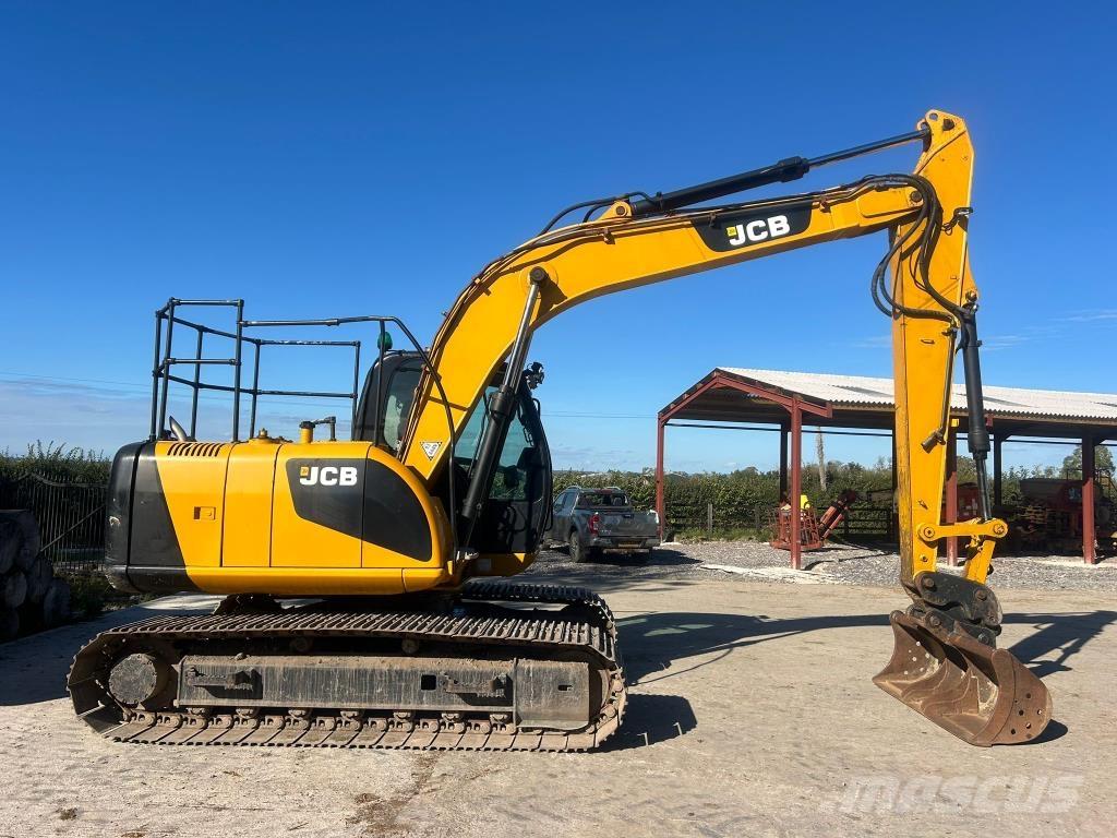 JCB JS 130 LC Crawler excavators