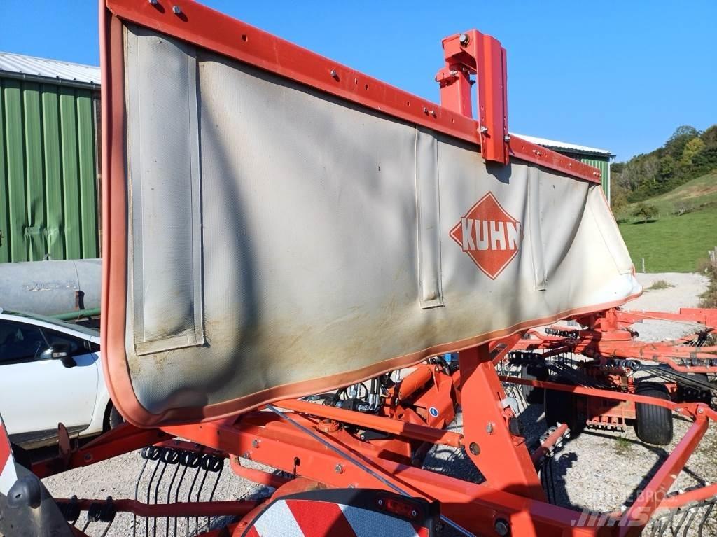 Kuhn GA 6632 Windrowers
