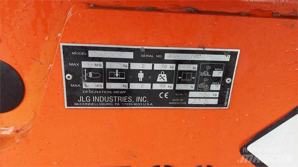 JLG M600JP Telescopic boom lifts