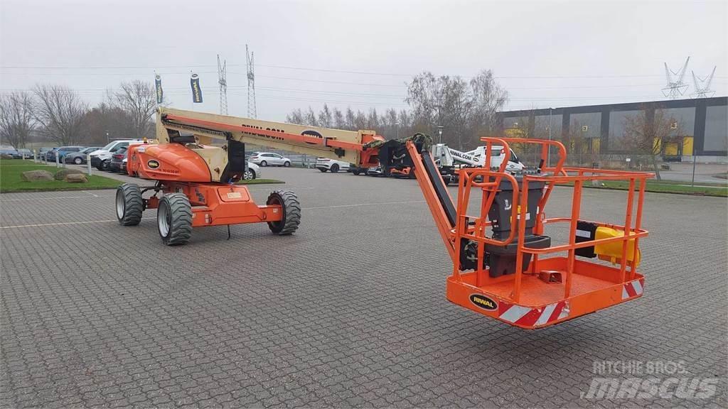 JLG M600JP Telescopic boom lifts