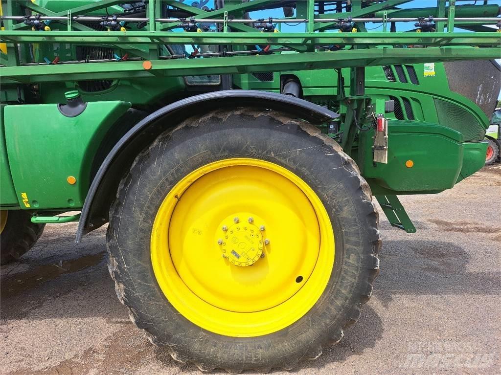 John Deere R4040 I Self-propelled sprayers