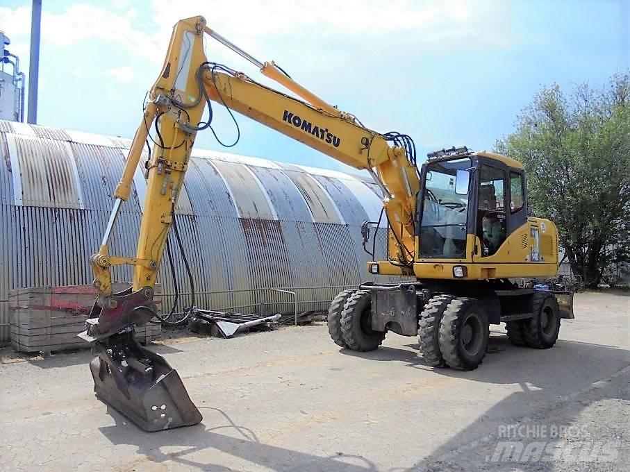 Komatsu PW 140-7 Wheeled excavators