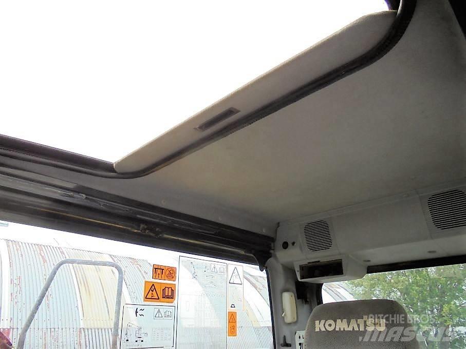 Komatsu PW 140-7 Wheeled excavators