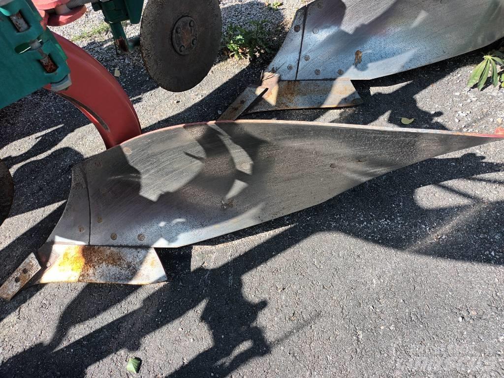Kverneland KKPG100-7 Reversible ploughs
