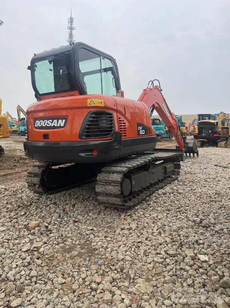 Doosan DX60 Mini excavators < 7t (Mini diggers)