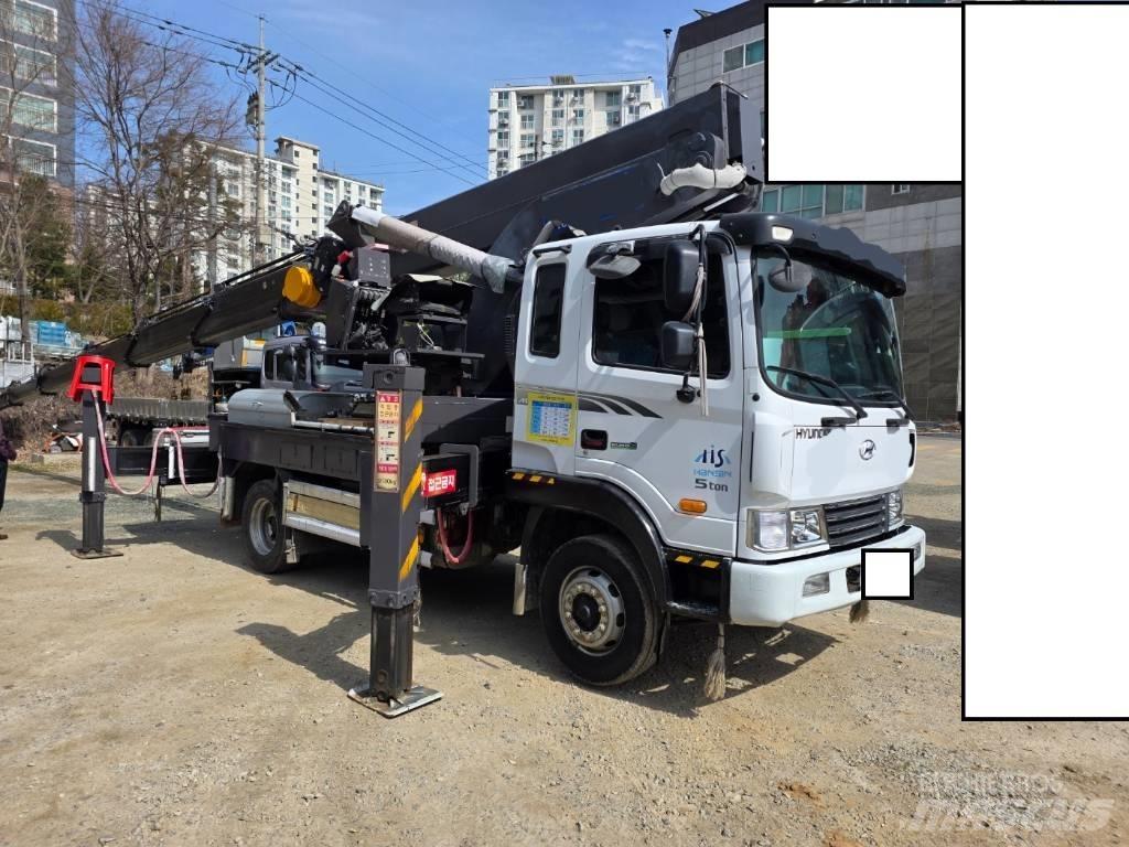 Hyundai HS3870 Truck mounted platforms