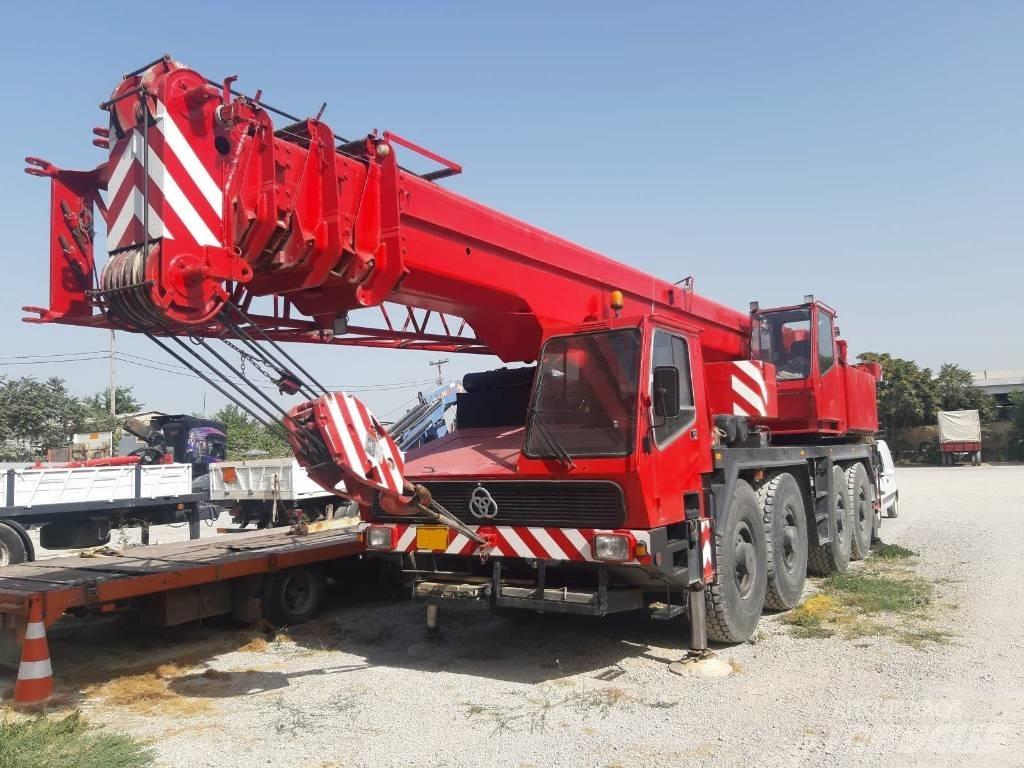 Krupp KMK 4070 All terrain cranes