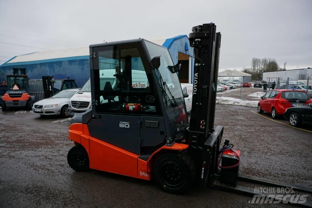 Toyota 8FBMT50 Electric forklift trucks