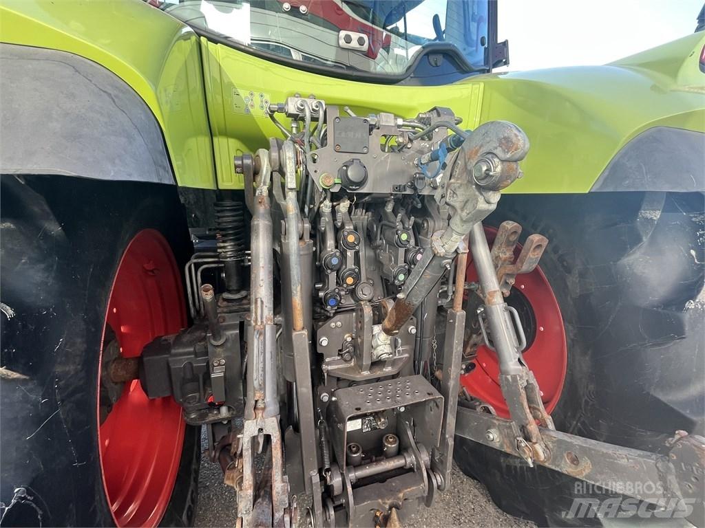 CLAAS Arion 640 Tractors
