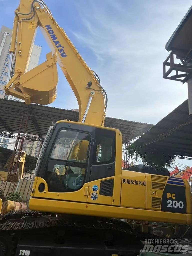 Komatsu PC 200 Mini excavators  7t - 12t