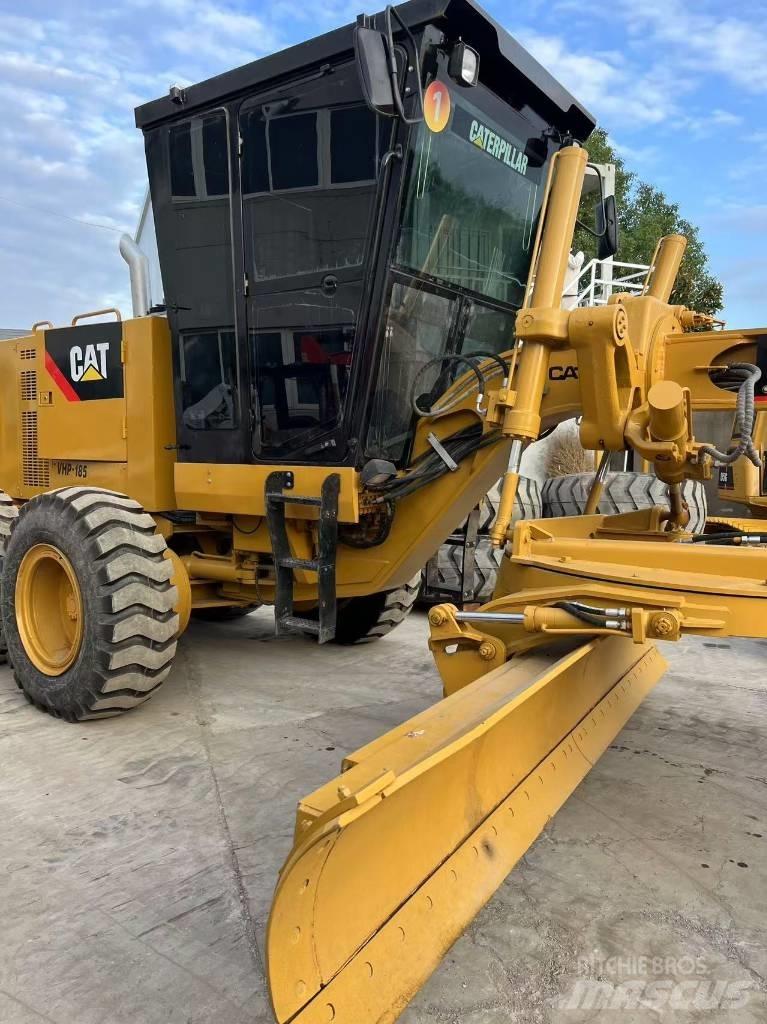 CAT 140 K Graders