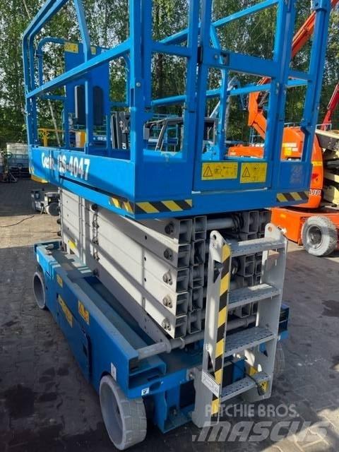 Genie GS 4047 Scissor lifts