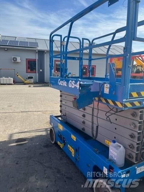 Genie GS 4047 Scissor lifts