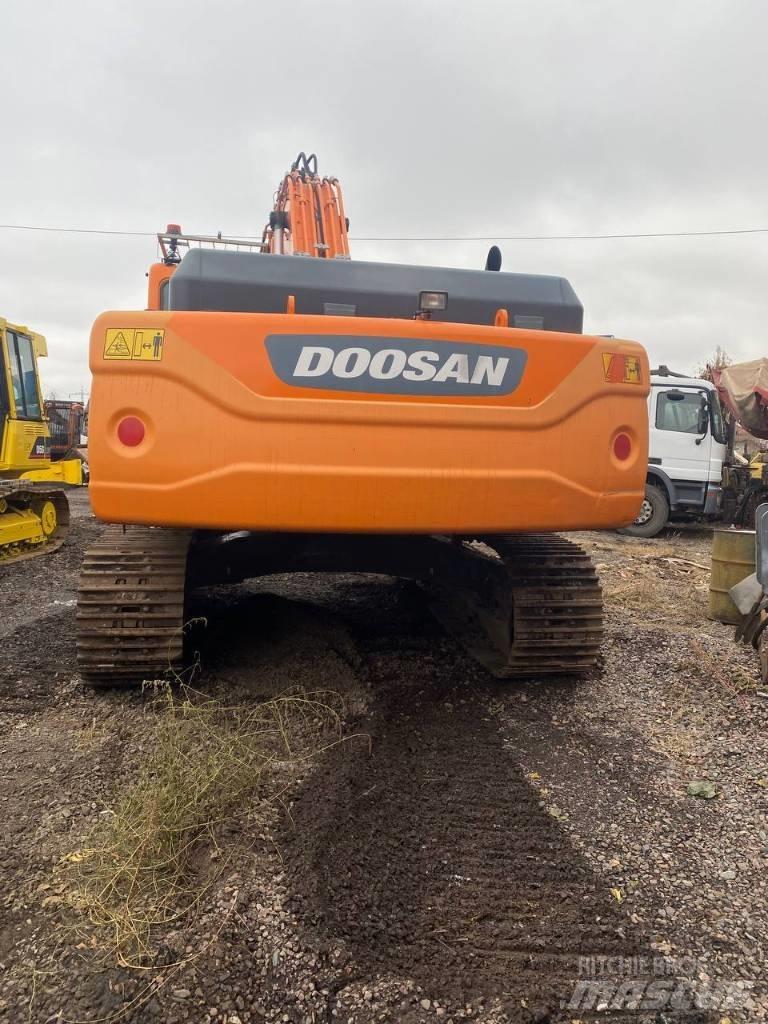 Doosan DX 340 LCA Crawler excavators