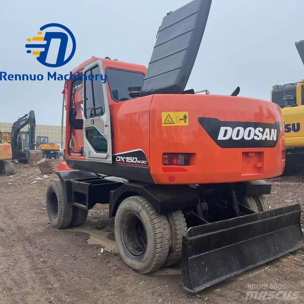 Doosan DX150W-7 Wheeled excavators