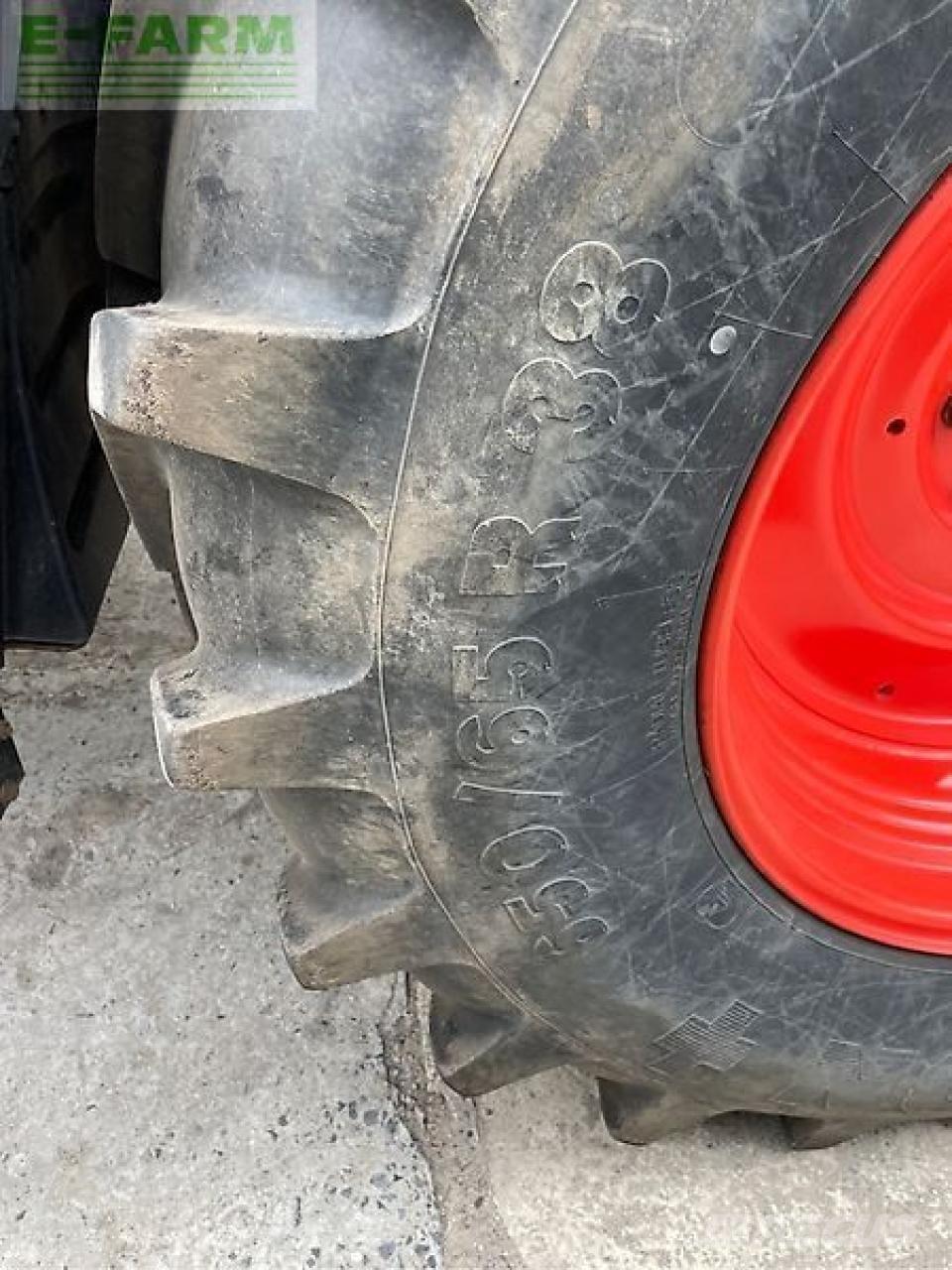 CLAAS arion 610 Tractors