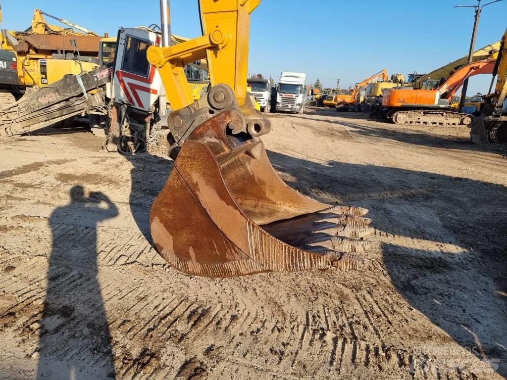 CASE CX 210 LC Crawler excavators