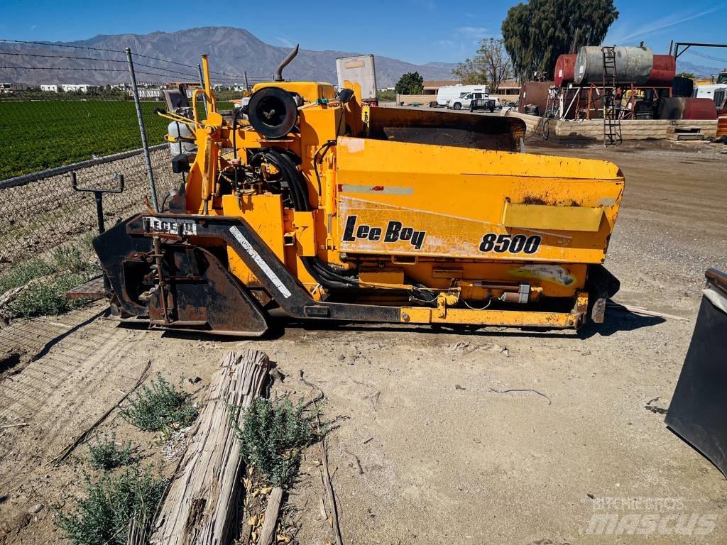 LeeBoy L 8500 Asphalt pavers