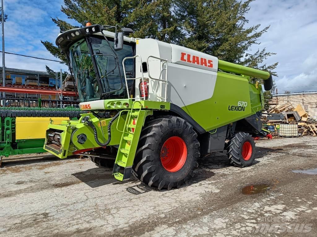 CLAAS Lexion 670 Combine harvesters
