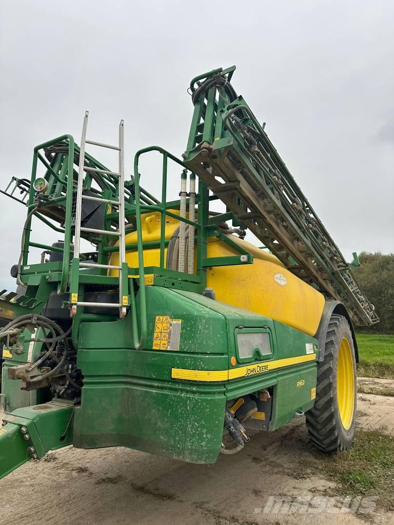 John Deere R 962 i Trailed sprayers