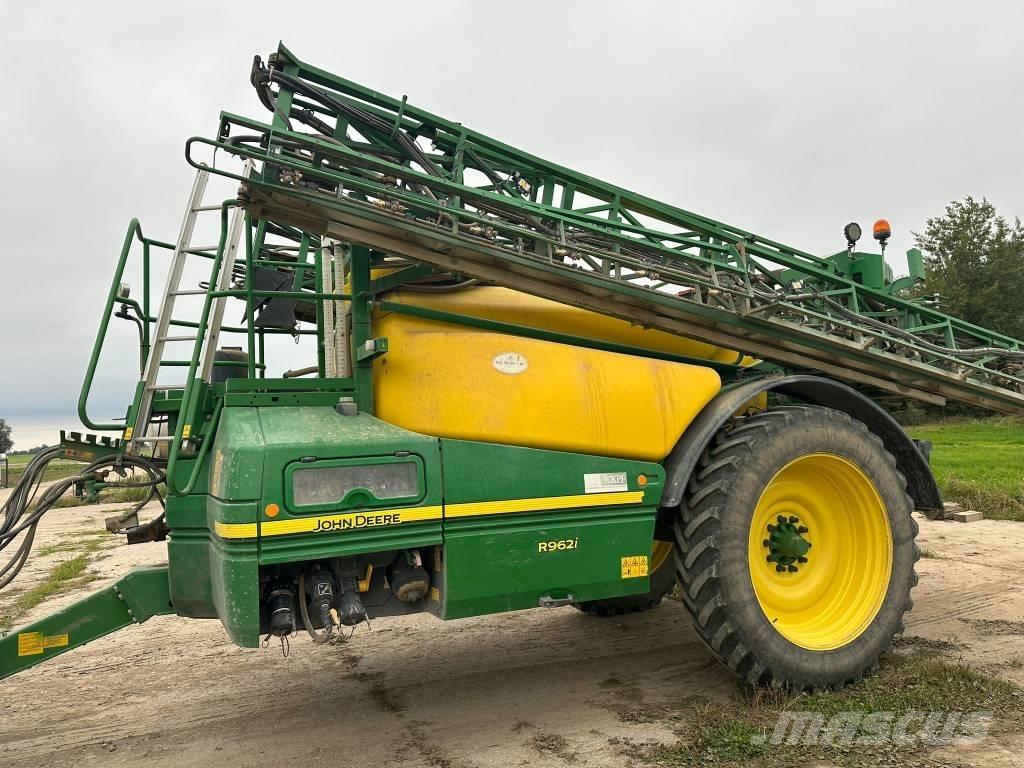 John Deere R 962 i Trailed sprayers