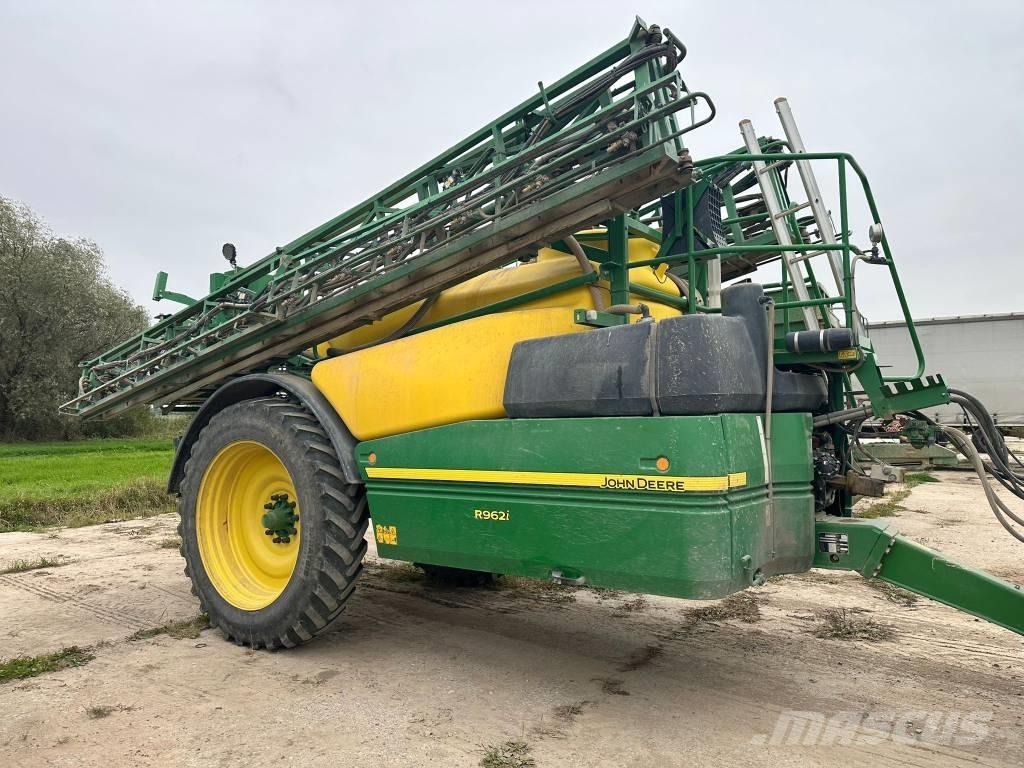 John Deere R 962 i Trailed sprayers