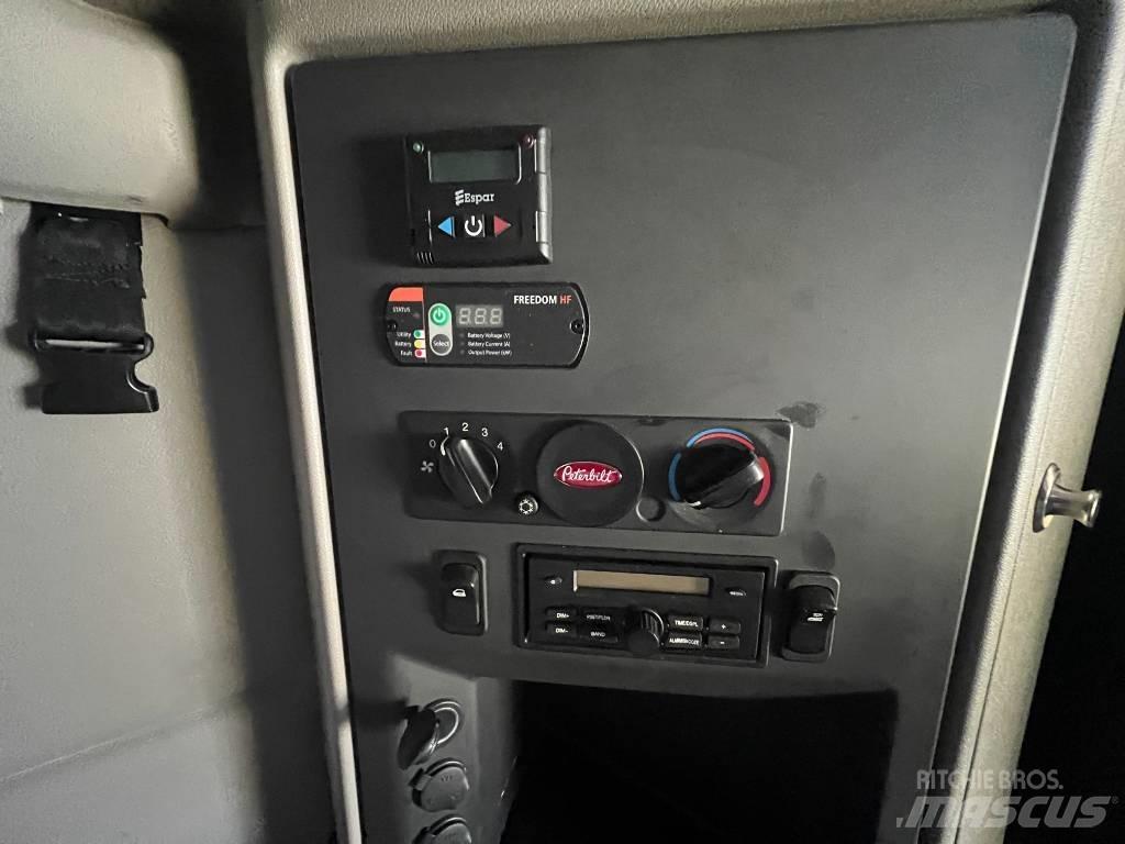 Peterbilt 579 Prime Movers