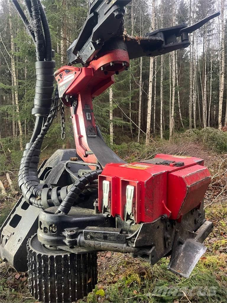 Komatsu S92 Harvester heads