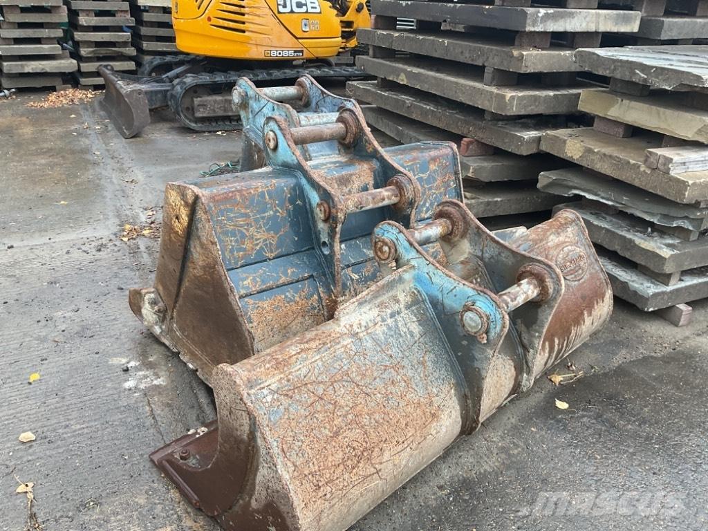 Hyundai HX140 LC Crawler excavators