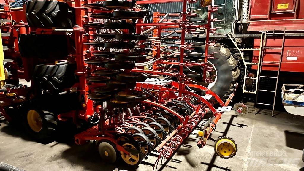 Väderstad Spirit600S Drills