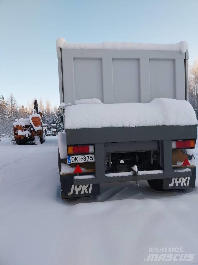 Volvo FH 520 Tipper trucks
