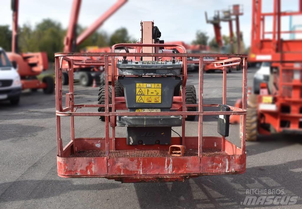 JLG 600 AJ Articulated boom lifts