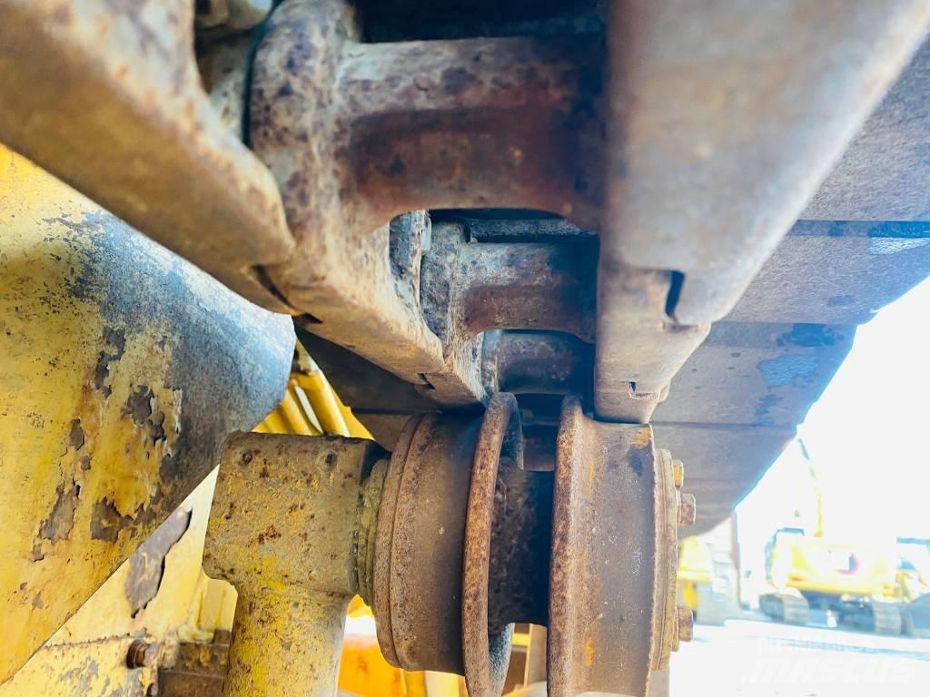 CAT 931 B Crawler loaders