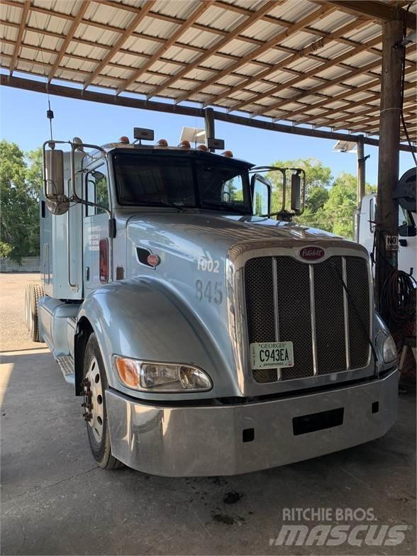 Peterbilt 386 Prime Movers
