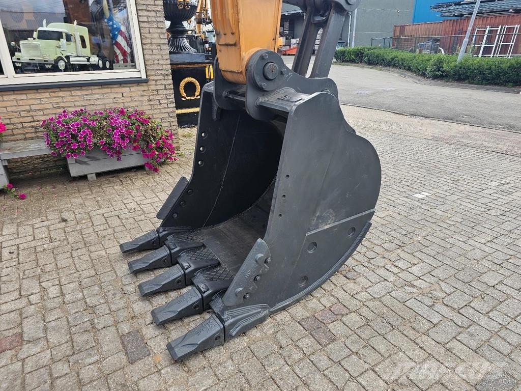 CASE CX220C Crawler excavators