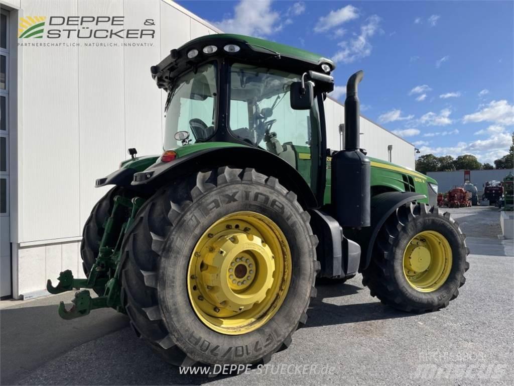 John Deere 8335R Tractors