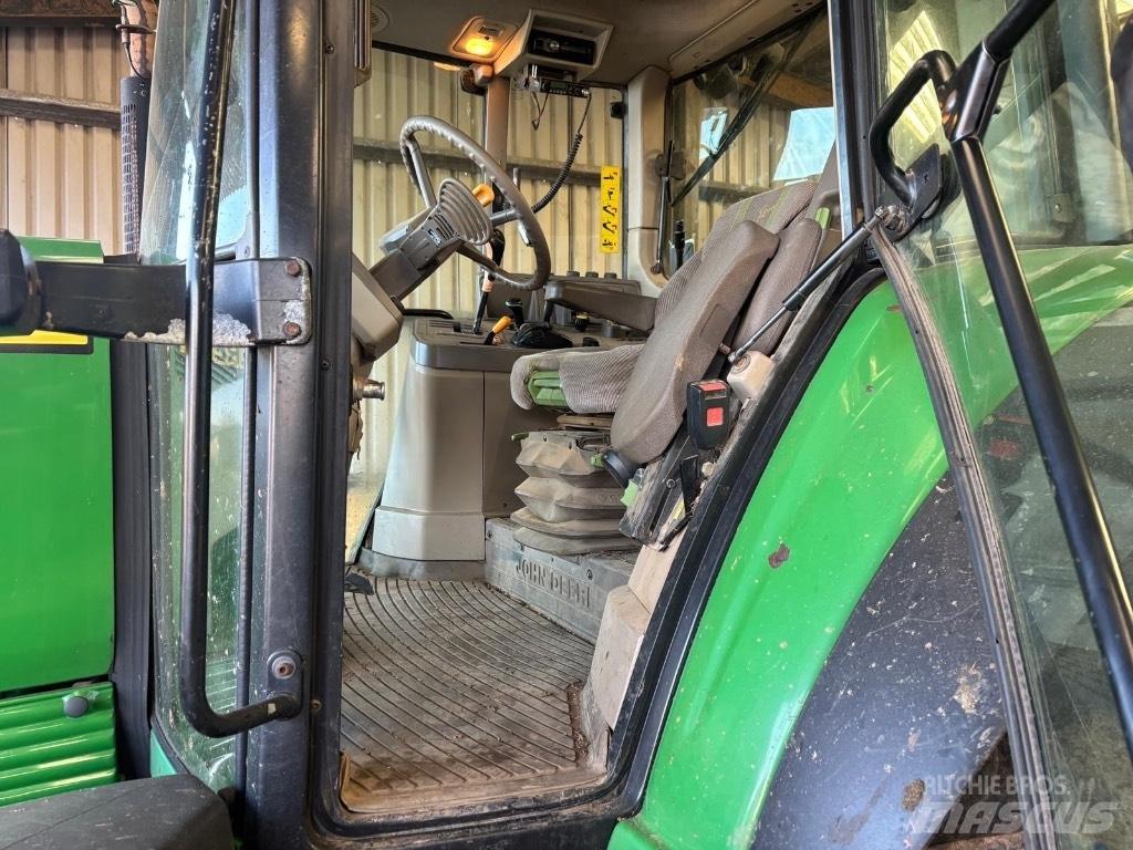 John Deere 6930 Tractors