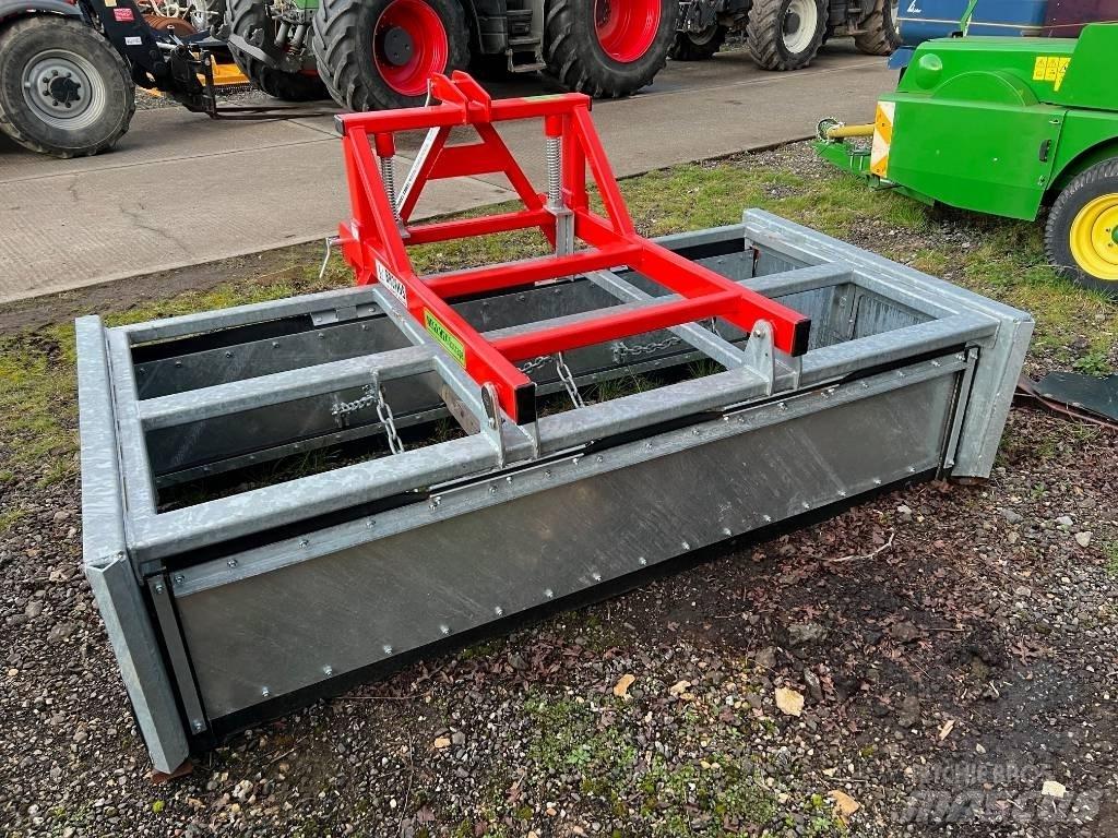 Brown MegaScraper Farm machinery