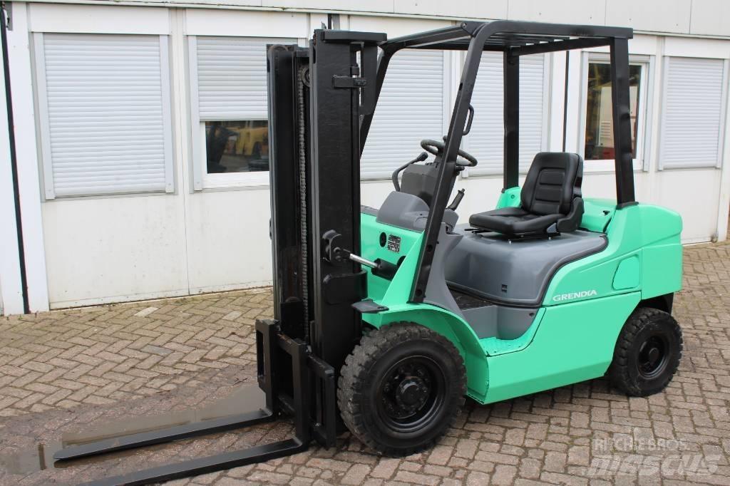 Mitsubishi DFD25NT Diesel trucks