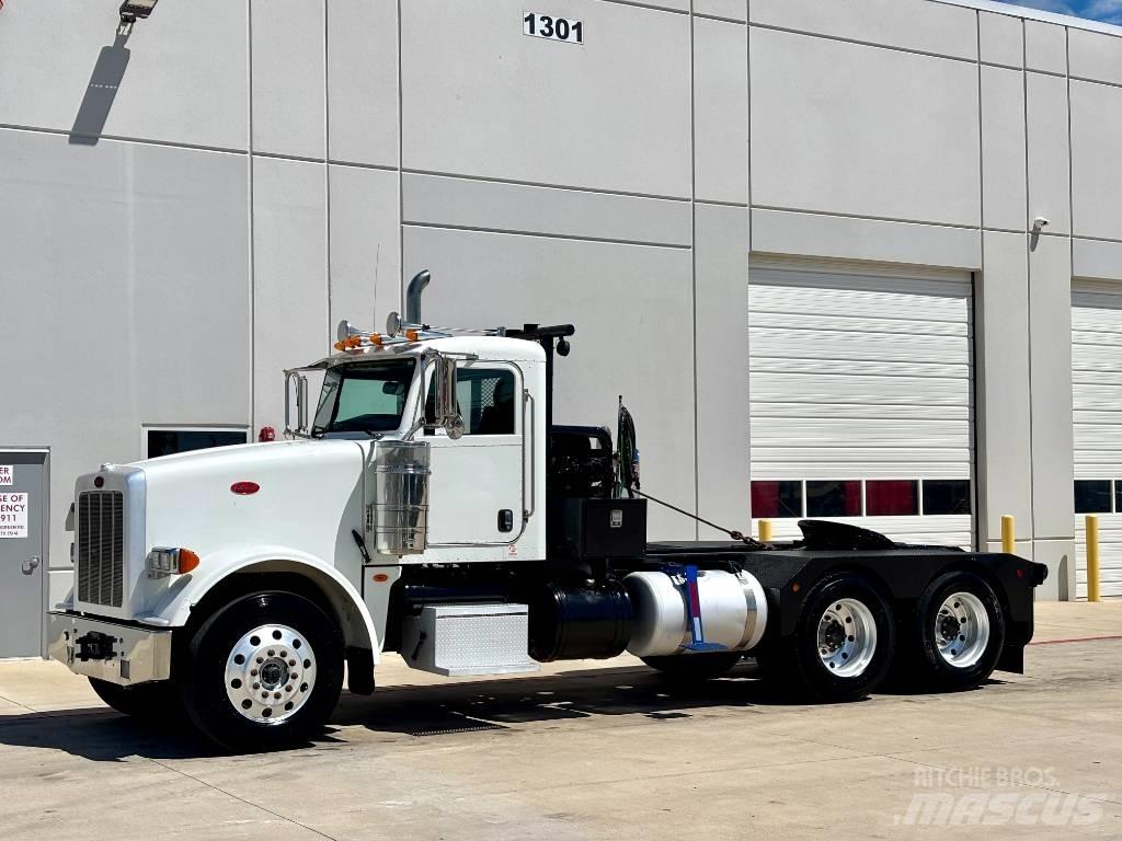 Peterbilt 367 Prime Movers