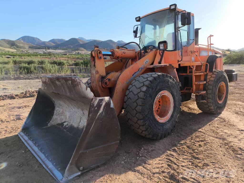 Doosan DL 300 Wheel loaders