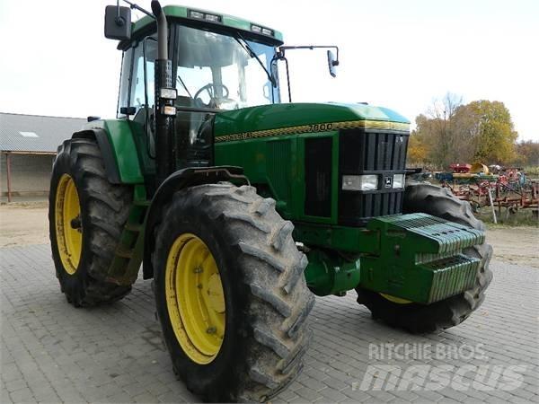 John Deere 7800 Tractors