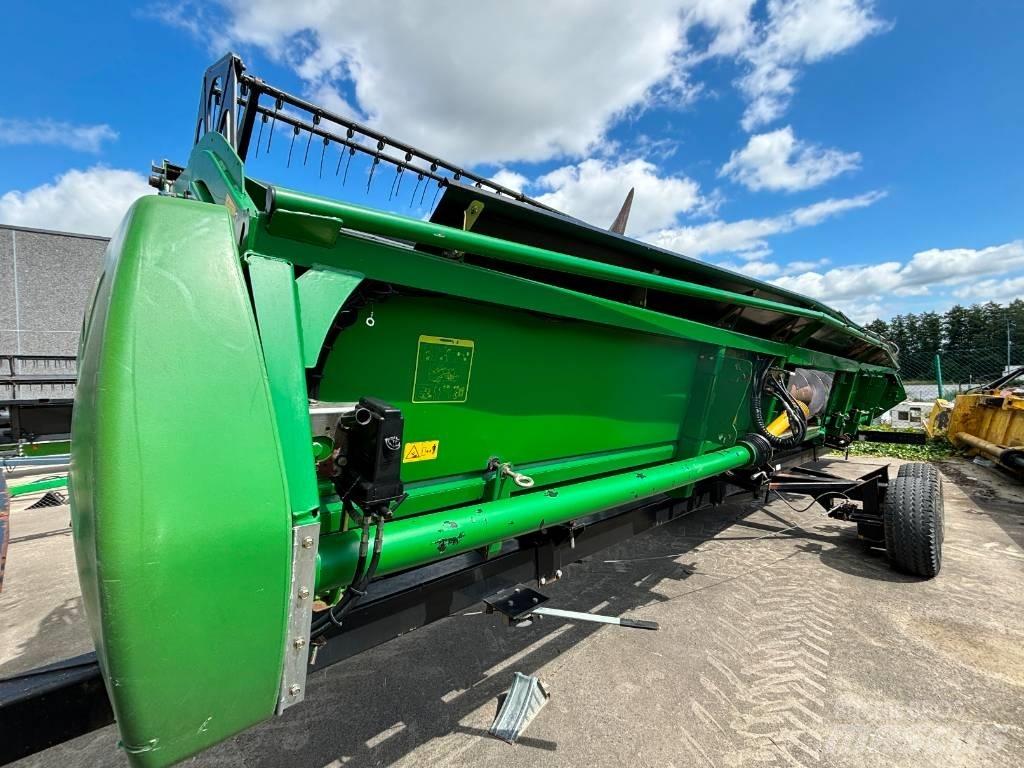 John Deere T 670 i Combine harvesters