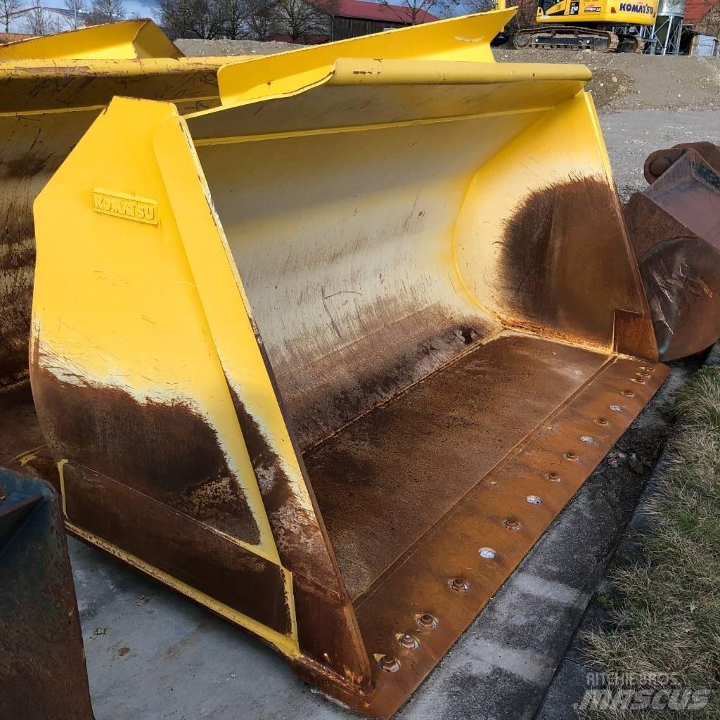 Komatsu WA470-8 Wheel loaders