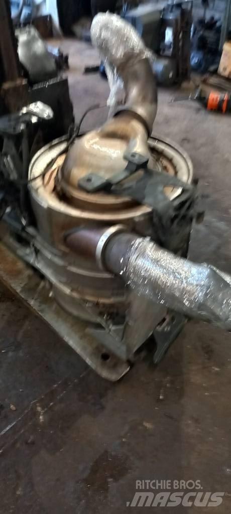 Scania R440  2028508 Engines