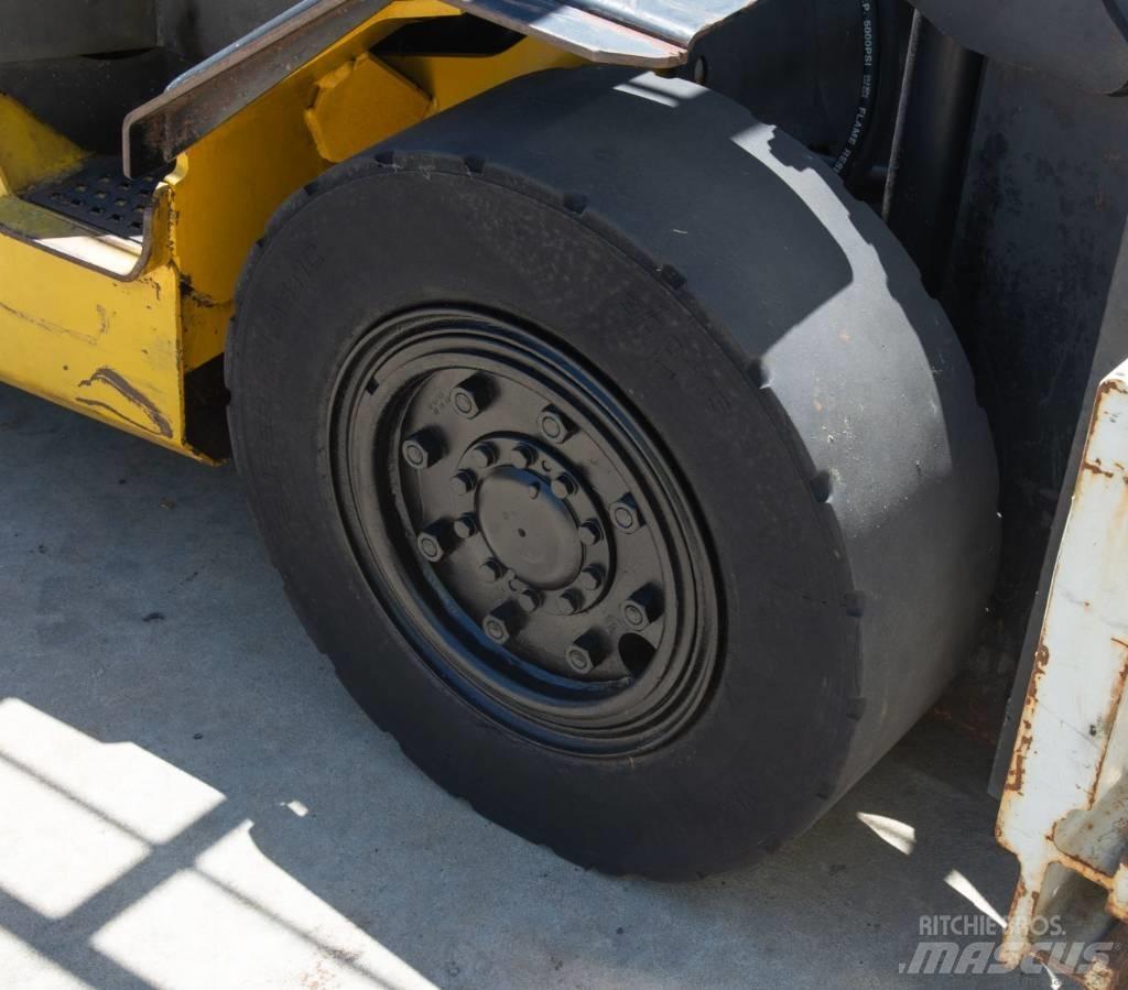 Yale GDP50MH Diesel trucks